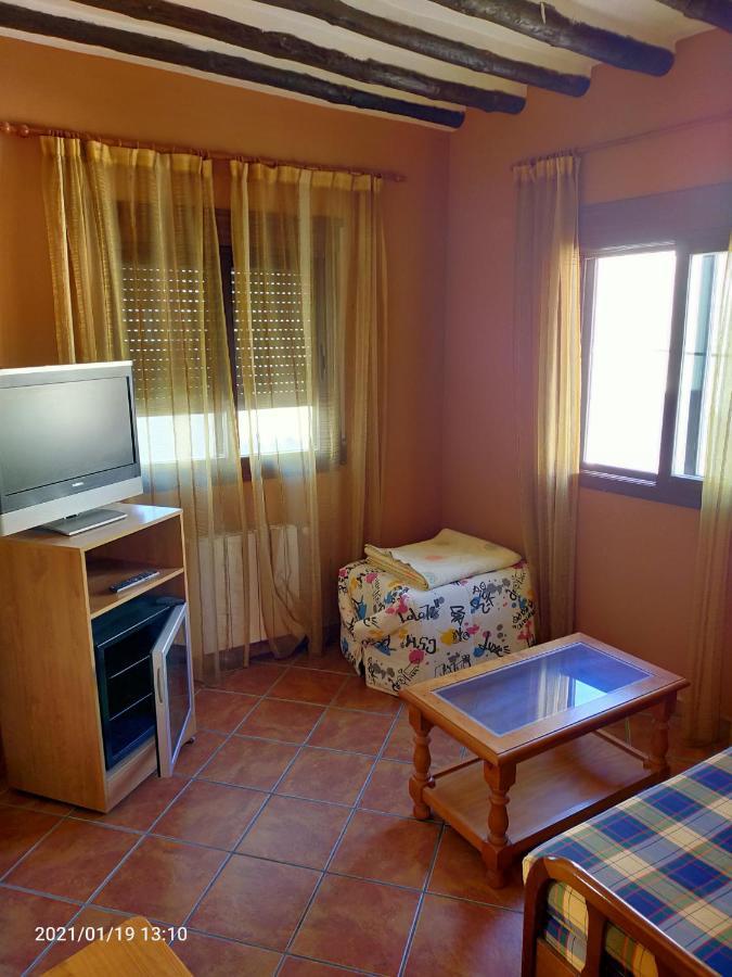 Hotel Rural Real De Laroles Nevada Bike And Treeking Екстериор снимка